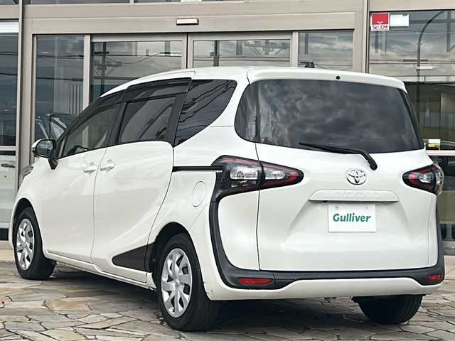 トヨタ シエンタ G クエロ 静岡県 2018(平30)年 5.6万km ホワイトパールクリスタルシャイン 社外ナビ(カロッツェリア)/・CD/DVD/・FM/AM/・フルセグTV/・Bluetooth/・SD/・ミュージックサーバー/主要装備/・バックカメラ/・両側パワースライドドア/・衝突被害軽減システム/・オートハイビーム/・レーンディパーチャーアラート/・先行車発進お知らせ/・ＥＴＣ/・アイドリングストップ/・横滑り防止装置/・ＬＥＤヘッドライト/・ハーフレザー