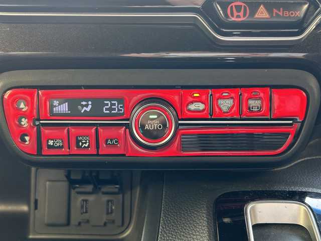 ホンダ Ｎ ＢＯＸ カスタム G L ホンダセンシング 高知県 2018(平30)年 9.8万km プレミアムホワイトパールⅡ ワンオーナー　/WORKSアルミホイール /SILK BLazeエアロ/片側パワスラ /フルセグナビ (AVIC-RZ901)/【Bluetooth CD TV 】/バックカメラ /前後ドラレコ /ETC /カーテンエアバック /衝突被害軽減システム/レーンキープアシスト/レザー調シートカバー/ドアバイザー