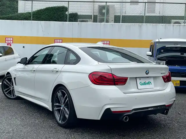 ＢＭＷ ４４０ｉ グランクーペ Mスポーツ 神奈川県 2017(平29)年 5.1万km アルピンホワイトⅢ ナビ・フルセグ・DVD・CD・USB・Bluetooth/ハーマンカードン/ミラー内蔵ETC/バックカメラ/パークディスタンスコントロール/革巻きハンドル/アクティブクルーズコントロール/パドルシフト/アダプティブLEDヘッドライト/オートライト/オートワイパー/黒革シート/前席パワーシート/前席シートヒーター/社外車高調（KW）/保証書/取扱説明書/スペアキー