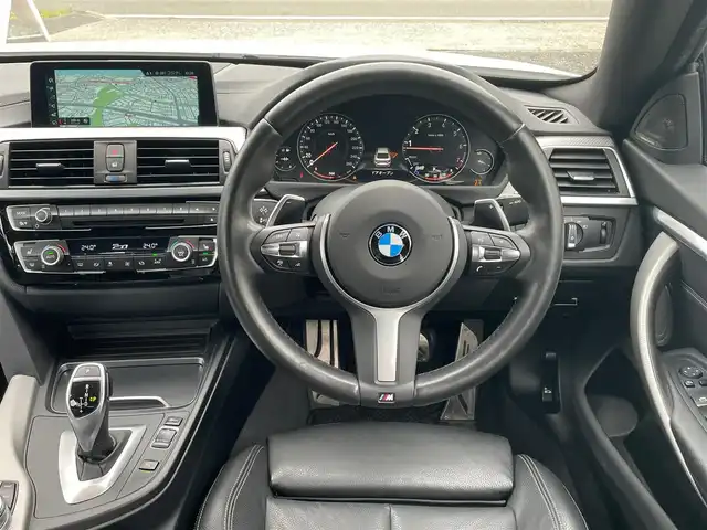ＢＭＷ ４４０ｉ グランクーペ Mスポーツ 神奈川県 2017(平29)年 5.1万km アルピンホワイトⅢ ナビ・フルセグ・DVD・CD・USB・Bluetooth/ハーマンカードン/ミラー内蔵ETC/バックカメラ/パークディスタンスコントロール/革巻きハンドル/アクティブクルーズコントロール/パドルシフト/アダプティブLEDヘッドライト/オートライト/オートワイパー/黒革シート/前席パワーシート/前席シートヒーター/社外車高調（KW）/保証書/取扱説明書/スペアキー