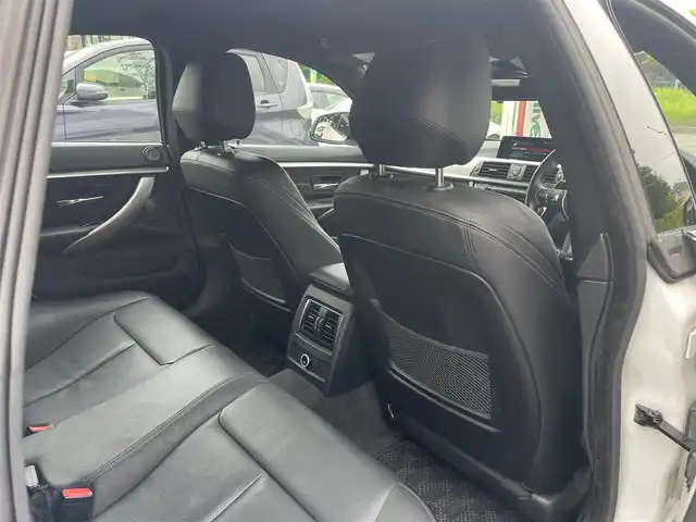 ＢＭＷ ４４０ｉ グランクーペ Mスポーツ 神奈川県 2017(平29)年 5.1万km アルピンホワイトⅢ ナビ・フルセグ・DVD・CD・USB・Bluetooth/ハーマンカードン/ミラー内蔵ETC/バックカメラ/パークディスタンスコントロール/革巻きハンドル/アクティブクルーズコントロール/パドルシフト/アダプティブLEDヘッドライト/オートライト/オートワイパー/黒革シート/前席パワーシート/前席シートヒーター/社外車高調（KW）/保証書/取扱説明書/スペアキー