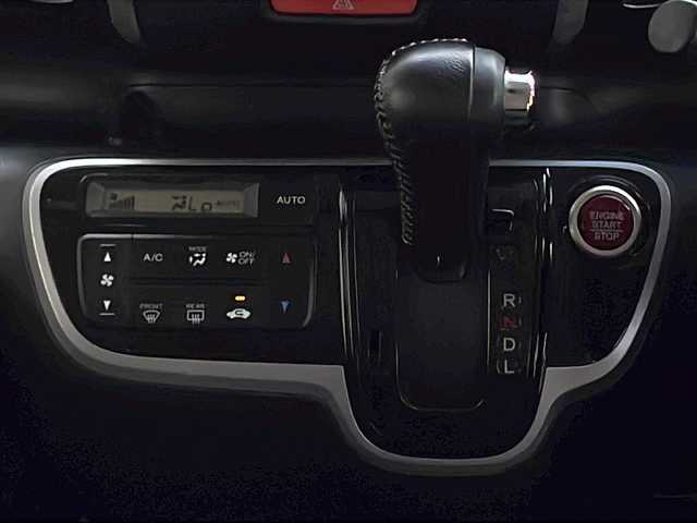 ホンダ Ｎ ＢＯＸ G SSパッケージ 山口県 2013(平25)年 9.9万km クリスタルブラックパール (株)IDOMが運営する【じしゃロン宇部店】の自社ローン専用車両になります。こちらは現金またはオートローンご利用時の価格です。自社ローンご希望の方は別途その旨お申付け下さい/社外メモリー地デジナビＴＶ　/バックモニター　/Ｂｌｕｅｔｏｏｔｈ接続　/エンジンスタートボタン　/ＡＡＣ　/ＥＴＣ　/両側パワースライドドア　/純正アルミホイール　/純正フロアマット