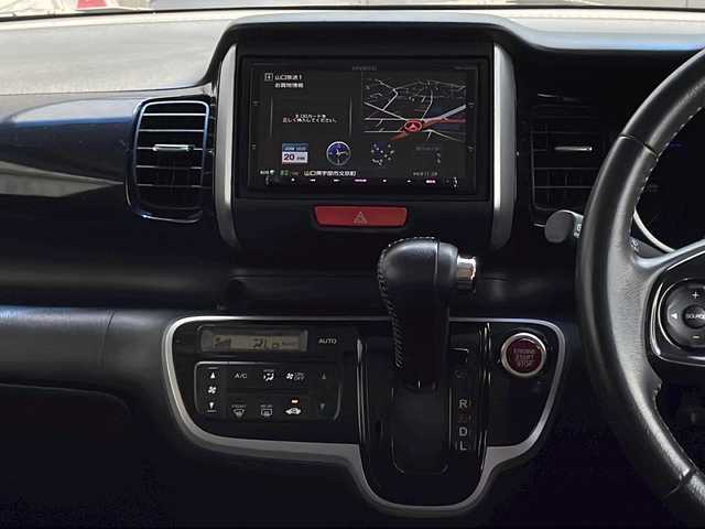 ホンダ Ｎ ＢＯＸ G SSパッケージ 山口県 2013(平25)年 9.9万km クリスタルブラックパール (株)IDOMが運営する【じしゃロン宇部店】の自社ローン専用車両になります。こちらは現金またはオートローンご利用時の価格です。自社ローンご希望の方は別途その旨お申付け下さい/社外メモリー地デジナビＴＶ　/バックモニター　/Ｂｌｕｅｔｏｏｔｈ接続　/エンジンスタートボタン　/ＡＡＣ　/ＥＴＣ　/両側パワースライドドア　/純正アルミホイール　/純正フロアマット
