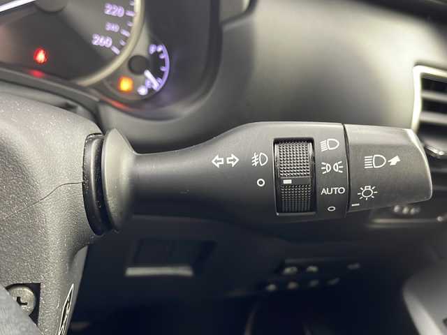レクサス ＮＸ 300h Iパッケージ 岐阜県 2016(平28)年 5.4万km ソニッククォーツ レーダークルーズコントロール（追従あり）/パドルシフト/ステアリングリモコン/ステアリングヒーター/シートヒーター/衝突軽減ブレーキ/横滑り防止装置/オートライト/オートハイビーム/コーナーセンサー/レーンキープアシスト/純正フロアマット/純正アルミホイール/パワーシート/シートメモリ/プッシュスタート/スマートキー/スペアキー（1本）/電格ミラー/ETC