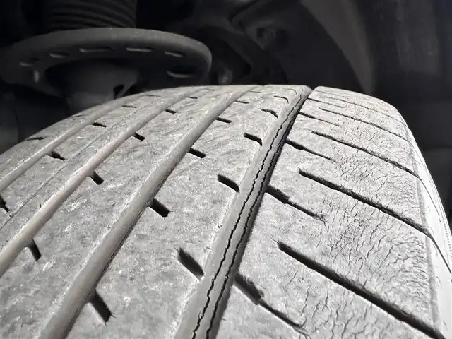 レクサス ＮＸ 300h Iパッケージ 宮城県 2016(平28)年 5.4万km ソニッククォーツ プリクラッシュセーフティシステムセット/・ミリ波レーダー式プリクラッシュセーフティ/・レーダークルーズコントロール/レーンディパーチャーアラート/・ステアリング制御付レーンディパーチャーアラート/・オートマチックハイビーム/クリアランスソナー＋バックソナー/パワーバックドア/＝＝＝/純正ナビナビSDカード無/・CD/DVD/・Bluetooth/・フルセグTV/サイドカメラ/バックカメラ/ビルトインETC/ドライブレコーダー/L_tex（合皮）シート/シートヒーター/ステアリングヒーター/パワーシート（運転席メモリー機能付）/革巻きステアリング/ステアリングスイッチ/パドルシフト/電動パーキングブレーキ/ブレーキホールド/角型3眼LEDヘッドランプ/LEDデイライト/フォグランプ/オートライト/スマートキー＆プッシュスタート/スペアキー1本/電動格納ミラー/純正18インチAW/純正フロアマット/トノカバー/W/サイド/カーテンエアバッグ/取扱説明書