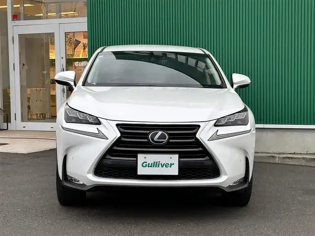 レクサス ＮＸ 300h Iパッケージ 宮城県 2016(平28)年 5.4万km ソニッククォーツ プリクラッシュセーフティシステムセット/・ミリ波レーダー式プリクラッシュセーフティ/・レーダークルーズコントロール/レーンディパーチャーアラート/・ステアリング制御付レーンディパーチャーアラート/・オートマチックハイビーム/クリアランスソナー＋バックソナー/パワーバックドア/＝＝＝/純正ナビナビSDカード無/・CD/DVD/・Bluetooth/・フルセグTV/サイドカメラ/バックカメラ/ビルトインETC/ドライブレコーダー/L_tex（合皮）シート/シートヒーター/ステアリングヒーター/パワーシート（運転席メモリー機能付）/革巻きステアリング/ステアリングスイッチ/パドルシフト/電動パーキングブレーキ/ブレーキホールド/角型3眼LEDヘッドランプ/LEDデイライト/フォグランプ/オートライト/スマートキー＆プッシュスタート/スペアキー1本/電動格納ミラー/純正18インチAW/純正フロアマット/トノカバー/W/サイド/カーテンエアバッグ/取扱説明書