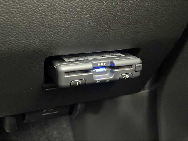 スズキ スイフト スポーツ 島根県 2024(令6)年 0.1万km スーパーブラックパール 社外ナビ/Bluetooth CD DVD USB/フルセグ TV/アラウンドビューカメラ/ブラインドスポットモニター/前後ドライブレコーダ/ETC/横滑り防止装置/コーナーセンサー/レーンキープアシスト/盗難防止装置/オートライト/衝突被害軽減システム/LEDヘッドライト/純正17インチアルミホイール/運転席シートヒーター/保証書/取扱説明書