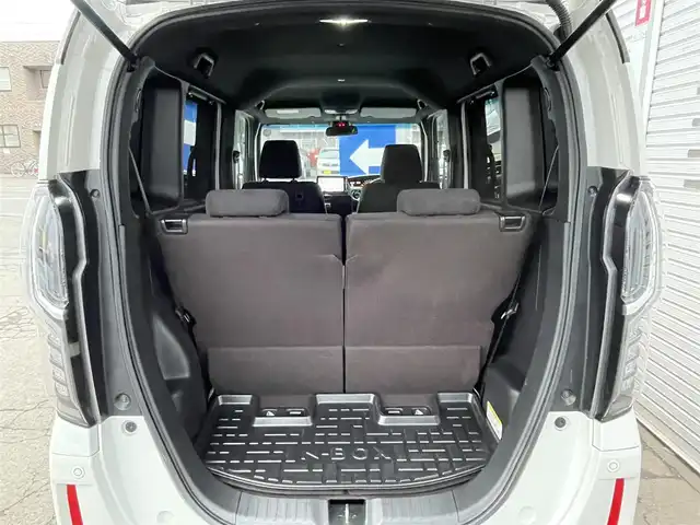 ホンダ Ｎ ＢＯＸ カスタム G L ホンダセンシング 道央・札幌 2018(平30)年 12.3万km プラチナホワイトパール (株)IDOMが運営する【じしゃロン札幌店】の自社ローン専用車両になりますこちらは現金またはオートローンご利用価格です。自社ローンご希望の方は別途その旨お申し付けください。/プッシュスタート/純正ナビ・TV/バックカメラ/パワースライドドア/ETC