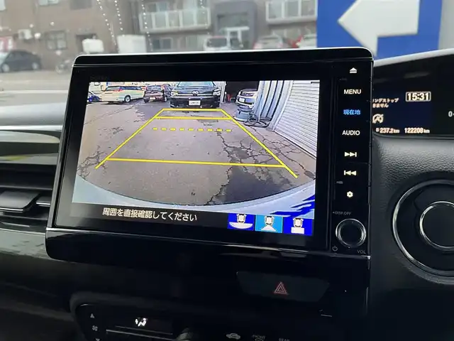 ホンダ Ｎ ＢＯＸ カスタム G L ホンダセンシング 道央・札幌 2018(平30)年 12.3万km プラチナホワイトパール (株)IDOMが運営する【じしゃロン札幌店】の自社ローン専用車両になりますこちらは現金またはオートローンご利用価格です。自社ローンご希望の方は別途その旨お申し付けください。/プッシュスタート/純正ナビ・TV/バックカメラ/パワースライドドア/ETC