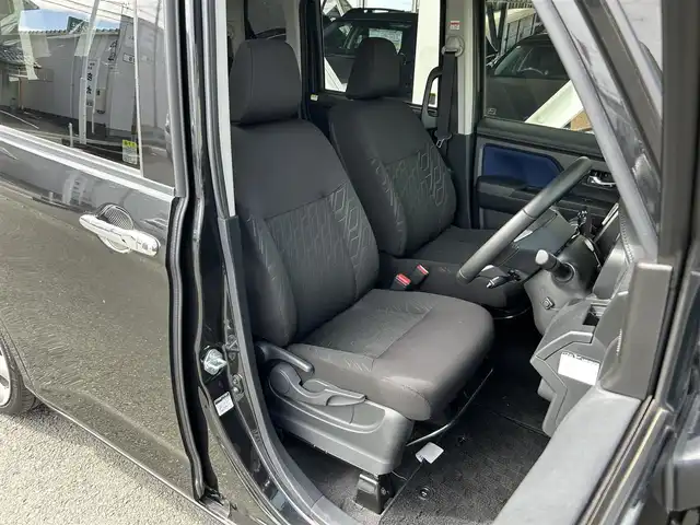 トヨタ ルーミー カスタムG 静岡県 2019(平31)年 5.3万km ブラックマイカメタリック スマートアシスト/純正９型ＳＤナビ/フルセグＴＶ/ＤＶＤ再生/バックカメラ/ＨＤＭＩ接続/ＥＴＣ/両側電動スライドドア/前席シートヒーター/クルーズコントロール/ＬＥＤヘッドライト/フォグランプ/ＴＥＩＮ車高調/ドアバイザー/ＲＨマキシライト１７ＡＷ
