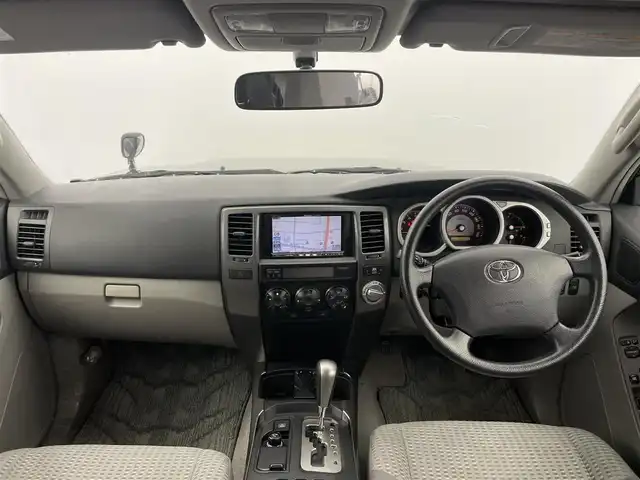 トヨタ ハイラックス サーフ SSR－X LTD 富山県 2009(平21)年 14.2万km ブラック ４WD/社外ＨＤＤナビ（ＣＮ－ＨＷ８００Ｄ）（ＣＤ　ＤＶＤ　ＭＳＶ）/フルセグTV　/ＥＴＣ　/ステップ　/キーレス　/オートライト　/バックドアはイージークローザー　/純正マット・バイザー　/保証書、取扱説明書