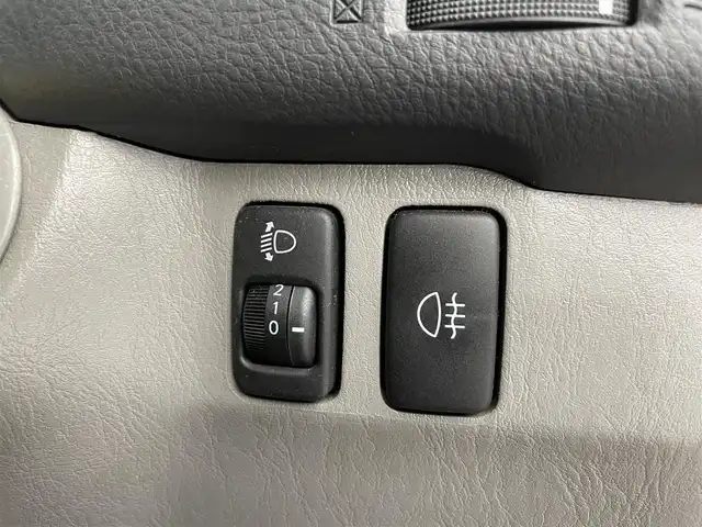 トヨタ ハイラックス サーフ SSR－X LTD 富山県 2009(平21)年 14.2万km ブラック ４WD/社外ＨＤＤナビ（ＣＮ－ＨＷ８００Ｄ）（ＣＤ　ＤＶＤ　ＭＳＶ）/フルセグTV　/ＥＴＣ　/ステップ　/キーレス　/オートライト　/バックドアはイージークローザー　/純正マット・バイザー　/保証書、取扱説明書