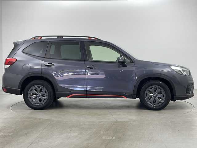 スバル フォレスター X－ブレイク 道央・札幌 2020(令2)年 3.6万km グレー ・4WD/・DIATONEナビ/　CD/BT/USB/SD/・フルセグTV/・バックカメラ/・サイドカメラ/・ドライブレコーダー/・X-MODE/・アイサイトVer3/  プリクラッシュブレーキ/　AT誤発進抑制　前後/　後退時ブレーキアシスト/　全車速追従クルーズコントロール/　アクティブレーンキープ/　先行車発進お知らせ/　車線逸脱警報/　ふらつき警報/・ハーフレザーシート/・前席パワーシート/・全席シートヒーター/・革巻ステアリング/・ステアリングリモコン/・ステアリングヒーター/・ブラインドスポットモニター/・ETC/・アイドリングストップ/・オートライト/・LEDヘッドライト/・フォグランプ/・リアフォグランプ/・純正ラバーマット/・スマートキー/・17インチ純正アルミホイール/・取扱説明書/・保証書