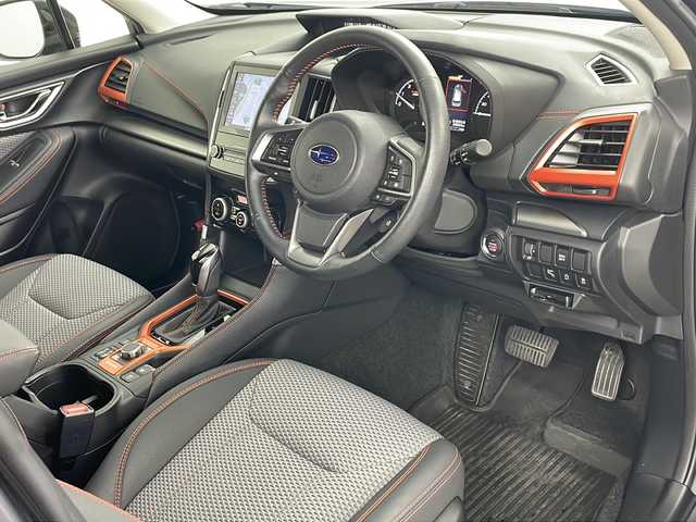 スバル フォレスター X－ブレイク 道央・札幌 2020(令2)年 3.6万km グレー ・4WD/・DIATONEナビ/　CD/BT/USB/SD/・フルセグTV/・バックカメラ/・サイドカメラ/・ドライブレコーダー/・X-MODE/・アイサイトVer3/  プリクラッシュブレーキ/　AT誤発進抑制　前後/　後退時ブレーキアシスト/　全車速追従クルーズコントロール/　アクティブレーンキープ/　先行車発進お知らせ/　車線逸脱警報/　ふらつき警報/・ハーフレザーシート/・前席パワーシート/・全席シートヒーター/・革巻ステアリング/・ステアリングリモコン/・ステアリングヒーター/・ブラインドスポットモニター/・ETC/・アイドリングストップ/・オートライト/・LEDヘッドライト/・フォグランプ/・リアフォグランプ/・純正ラバーマット/・スマートキー/・17インチ純正アルミホイール/・取扱説明書/・保証書