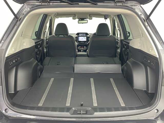 スバル フォレスター X－ブレイク 道央・札幌 2020(令2)年 3.6万km グレー ・4WD/・DIATONEナビ/　CD/BT/USB/SD/・フルセグTV/・バックカメラ/・サイドカメラ/・ドライブレコーダー/・X-MODE/・アイサイトVer3/  プリクラッシュブレーキ/　AT誤発進抑制　前後/　後退時ブレーキアシスト/　全車速追従クルーズコントロール/　アクティブレーンキープ/　先行車発進お知らせ/　車線逸脱警報/　ふらつき警報/・ハーフレザーシート/・前席パワーシート/・全席シートヒーター/・革巻ステアリング/・ステアリングリモコン/・ステアリングヒーター/・ブラインドスポットモニター/・ETC/・アイドリングストップ/・オートライト/・LEDヘッドライト/・フォグランプ/・リアフォグランプ/・純正ラバーマット/・スマートキー/・17インチ純正アルミホイール/・取扱説明書/・保証書