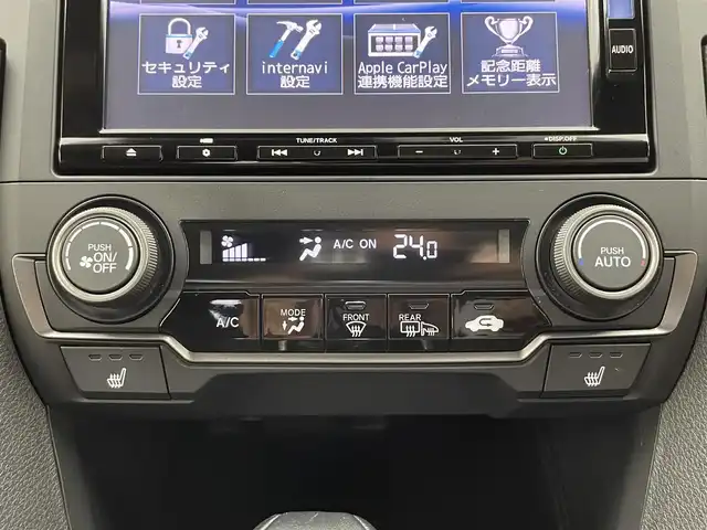 ホンダ シビック ハッチバック 富山県 2018(平30)年 5.4万km クリスタルブラックパール 純正ナビ（AM/FM/CD/DVD/USB/SD/BT）/フルセグTV/バックカメラ/アダプティブクルーズコントロール/衝突被害軽減ブレーキ/レーンキープアシスト/LEDヘッドライト/オートマチックハイビーム/前席シートヒーター/スマートキー×２/プッシュスタート/ビルトインETC/ドライブレコーダー/純正フロアマット/取扱説明書/保証書