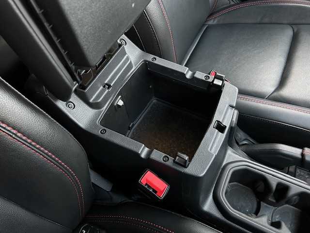 クライスラー・ジープ ジープ ラングラー ルビコン 東京都 2023(令5)年 5.8万km パープル ワンオーナー/純正HDDナビ【AM/FM/BT/AUX】/ブラインドスポットモニター/クルーズコントロール/衝突被害軽減システム/横滑り防止装置/レザーシート/シートヒーター【運転席側+助手席側】/純正フロアマット/オートライト/ドライブレコーダー/ETC2.0 /USB入力端子/保証書/取扱説明書/スペアキー×1