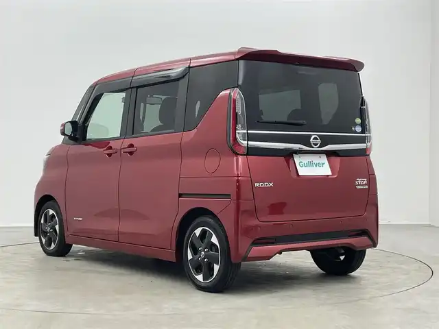 日産 ルークス HWS X プロパイロットED 埼玉県 2020(令2)年 4.1万km スパークリングレッドM プロパイロット/純正9インチSDナビ（MM320D-L）/　DTV CD DVD BT USB SD/両側パワースライド/バックカメラ/ベンチシート/シートバックテーブル/リアサーキュレーター/インテリジェントエマージェンシーブレーキ/LDW（車線逸脱警報）/VDC（ビークルダイナミクスコントロールシステム）/アイドリングストップ/純正前方ドライブレコーダー/ビルトインETC/エンジンスタートボタン/スマートキー/スペアキー/オートライト/純正LEDヘッドライト＆フォグランプ/純正アルミホイール