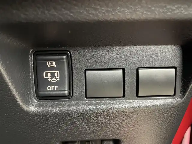 日産 ルークス HWS X プロパイロットED 埼玉県 2020(令2)年 4.1万km スパークリングレッドM プロパイロット/純正9インチSDナビ（MM320D-L）/　DTV CD DVD BT USB SD/両側パワースライド/バックカメラ/ベンチシート/シートバックテーブル/リアサーキュレーター/インテリジェントエマージェンシーブレーキ/LDW（車線逸脱警報）/VDC（ビークルダイナミクスコントロールシステム）/アイドリングストップ/純正前方ドライブレコーダー/ビルトインETC/エンジンスタートボタン/スマートキー/スペアキー/オートライト/純正LEDヘッドライト＆フォグランプ/純正アルミホイール