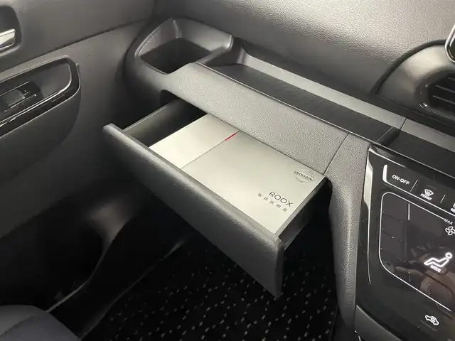 日産 ルークス HWS X プロパイロットED 埼玉県 2020(令2)年 4.1万km スパークリングレッドM プロパイロット/純正9インチSDナビ（MM320D-L）/　DTV CD DVD BT USB SD/両側パワースライド/バックカメラ/ベンチシート/シートバックテーブル/リアサーキュレーター/インテリジェントエマージェンシーブレーキ/LDW（車線逸脱警報）/VDC（ビークルダイナミクスコントロールシステム）/アイドリングストップ/純正前方ドライブレコーダー/ビルトインETC/エンジンスタートボタン/スマートキー/スペアキー/オートライト/純正LEDヘッドライト＆フォグランプ/純正アルミホイール