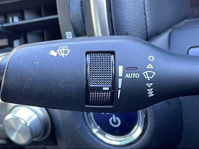 レクサス ＧＳ 450h Iパッケージ 岐阜県 2013(平25)年 8.3万km ソニックシルバー 禁煙車/純正ナビ/Bluetooth/クルーズコントロール/クリアランスソナー/前後コーナーセンサー/シートヒーター/エアシート/パワーシート/シートメモリー/パドルシフト/ビルトインETC/カーテンエアバッグ/盗難防止/ヘッドライトウォッシャー/純正フロアマット/純正アルミホイール/LEDヘッドライト/オートライト/オートハイビーム/スマートキー/カードキー/スペアキー/スペアタイヤ