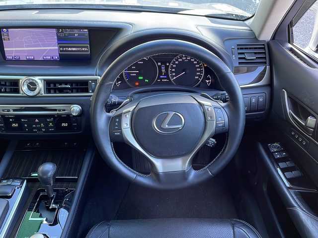 レクサス ＧＳ 450h Iパッケージ 岐阜県 2013(平25)年 8.3万km ソニックシルバー 禁煙車/純正ナビ/Bluetooth/クルーズコントロール/クリアランスソナー/前後コーナーセンサー/シートヒーター/エアシート/パワーシート/シートメモリー/パドルシフト/ビルトインETC/カーテンエアバッグ/盗難防止/ヘッドライトウォッシャー/純正フロアマット/純正アルミホイール/LEDヘッドライト/オートライト/オートハイビーム/スマートキー/カードキー/スペアキー/スペアタイヤ