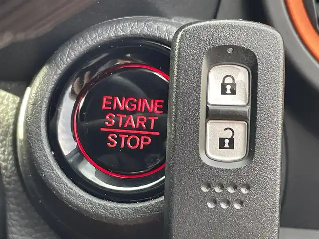 ホンダ Ｎ ＯＮＥ RS 兵庫県 2022(令4)年 2.2万km プレミアムイエローパールⅡ 純正ナビ/シートヒーター/バックカメラ/電子パーキング/オートホールド/クルーズコントロール（追従）/ビルトインETC/Bluetoothオーディオ/プラズマクラスター/純正15インチAW/6MT/街乗りにおすすめのミッション車