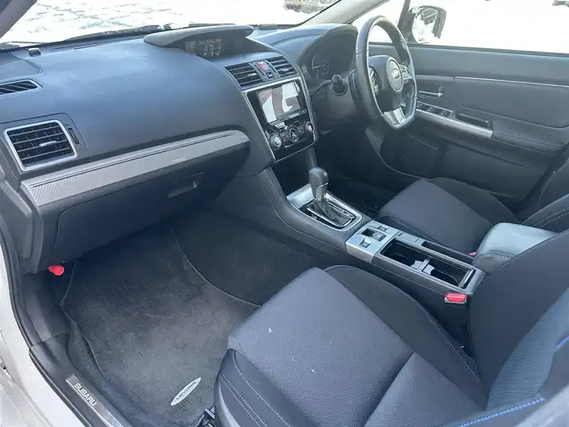 スバル レヴォーグ 1．6GT－S アイサイト 道北・旭川 2014(平26)年 8.3万km クリスタルホワイトP (株)IDOMが運営する【じしゃロン旭川店】の自社ローン対象車両になります。こちらは現金ご利用時の価格です。自社ローンご希望の方は別途その旨お申付け下さい。/ /・社外ナビ(CD/DVD/ブルーレイ/BT/SD/フルセグ)/・バックカメラ/・ETC/・アイサイト/・クルーズコントロール/・パドルシフト/・ステアリングリモコン/・両席パワーシート/・電動格納ウィンカーミラー/・積込スタッドレスタイヤ 純正AW225/45R18/・取扱説明書