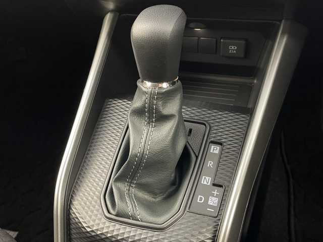 トヨタ ライズ G 岐阜県 2022(令4)年 3.4万km ブラックマイカメタリック 純正SDナビ【NSZT-W68T】/・フルセグ/BT/CD/DVD/バックカメラ/ETC/ドライブレコーダー/コーナーセンサー/スマートアシスト/・衝突軽減ブレーキ/・レーンキープ/・誤発進抑制機能/・先行車発進お知らせ/LEDヘッドライト/・フォグランプ/プッシュスタート/スマートキー/純正フロアマット/純正ドアバイザー