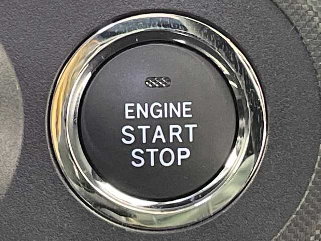 トヨタ ライズ G 岐阜県 2022(令4)年 3.4万km ブラックマイカメタリック 純正SDナビ【NSZT-W68T】/・フルセグ/BT/CD/DVD/バックカメラ/ETC/ドライブレコーダー/コーナーセンサー/スマートアシスト/・衝突軽減ブレーキ/・レーンキープ/・誤発進抑制機能/・先行車発進お知らせ/LEDヘッドライト/・フォグランプ/プッシュスタート/スマートキー/純正フロアマット/純正ドアバイザー