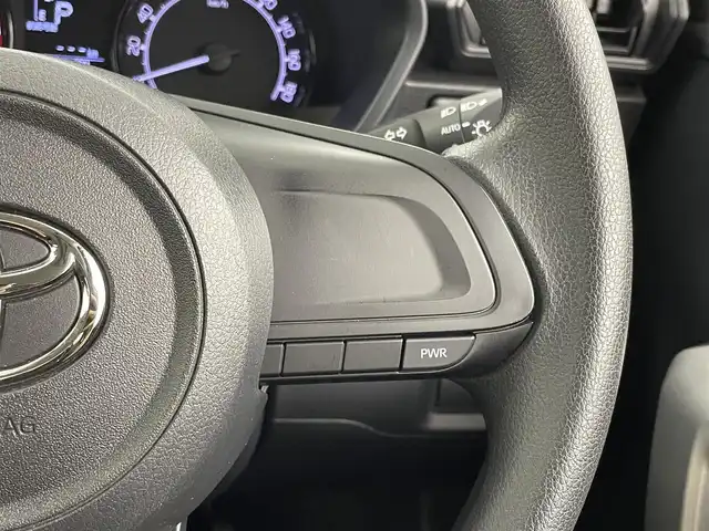 トヨタ ライズ X 福岡県 2019(令1)年 0.8万km ターコイズブルーマイカメタリック 純正メーカーナビ（Ｂｌｕｅｔｏｏｔｈ，ＴＶ）　/前方ドライブレコーダー　/横滑り防止装置　/アダプティブハイビームシステム　/ＭＴモード付き　/プッシュスタート　/電動格納式ドアミラー　/ＬＥＤ　/純正フロアマット