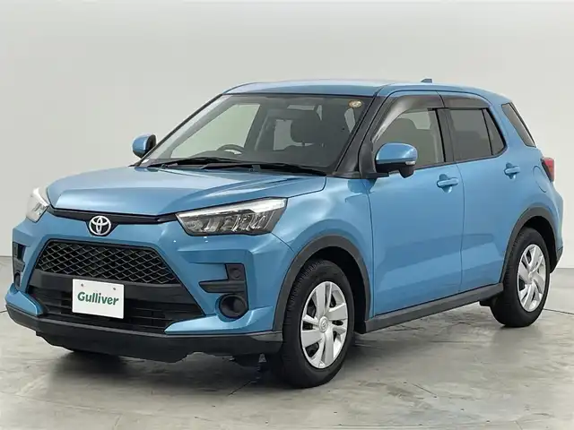 トヨタ ライズ X 福岡県 2019(令1)年 0.8万km ターコイズブルーマイカメタリック 純正メーカーナビ（Ｂｌｕｅｔｏｏｔｈ，ＴＶ）　/前方ドライブレコーダー　/横滑り防止装置　/アダプティブハイビームシステム　/ＭＴモード付き　/プッシュスタート　/電動格納式ドアミラー　/ＬＥＤ　/純正フロアマット