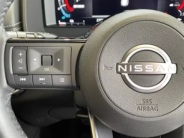 日産 エクストレイル G e－4ORCE 岩手県 2022(令4)年 2.8万km オレンジⅡ サンライズオレンジ・スーパーブラック２トーン/４WD/プロパイロット/アラウンドビューモニター/プロパイロットパーキング/ヘッドアップディスプレイ/インテリジェントルームミラー/エマージェンシーブレーキ/ワイヤレス充電/コーナーセンサー/踏み間違い衝突防止アシスト/ヒルディセントコントロール/ドライブモードセレクト/テーラーフィット素材シート/パワーシート/シートヒーター/ステアリングヒーター/12.3型ナビ/（USB/Bluetooth/フルセグ/AppleCarPlay/AndroidAuto）/ETC2.0/AC100V1500Wコンセント/LEDヘッドライト/純正１９インチアルミホイール