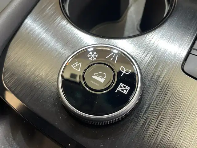 日産 エクストレイル G e－4ORCE 岩手県 2022(令4)年 2.8万km オレンジⅡ サンライズオレンジ・スーパーブラック２トーン/４WD/プロパイロット/アラウンドビューモニター/プロパイロットパーキング/ヘッドアップディスプレイ/インテリジェントルームミラー/エマージェンシーブレーキ/ワイヤレス充電/コーナーセンサー/踏み間違い衝突防止アシスト/ヒルディセントコントロール/ドライブモードセレクト/テーラーフィット素材シート/パワーシート/シートヒーター/ステアリングヒーター/12.3型ナビ/（USB/Bluetooth/フルセグ/AppleCarPlay/AndroidAuto）/ETC2.0/AC100V1500Wコンセント/LEDヘッドライト/純正１９インチアルミホイール