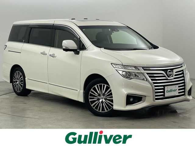 日産 エルグランド 250ハイウェイスター プレミアム 福岡県 2018(平30)年 2.9万km ブリリアントホワイトパール ツインサンルーフ　/後席モニター　/純正ナビ　/全方位カメラ　/ＥＴＣ　/前方ドラレコ　/デジタルルームミラー　/エマージェンシーブレーキ　/レーンキープ　/両側電動スライドドア　/パワーバックドア　/シートヒーター　/本革
