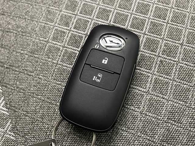 ダイハツ タント X セレクション 宮崎県 2020(令2)年 5.1万km シャイニングホワイトパール 禁煙車/衝突被害軽減ブレーキ/純正ディスプレイオーディオ/（DUK-W69D/CD/DVD/FMAM/Bluetooth）/純正バックカメラ/純正ビルトインETC/純正LEDオートライト/純正ルーフエンドスポイラー/純正セキュリティアラーム/純正フロアマット/左側電動スライドドア/クリアランスソナー/オートエアコン/オート電動格納ミラー/スマートキー/プッシュエンジンスタート/スペアキー/新車時保証書/取扱い説明書