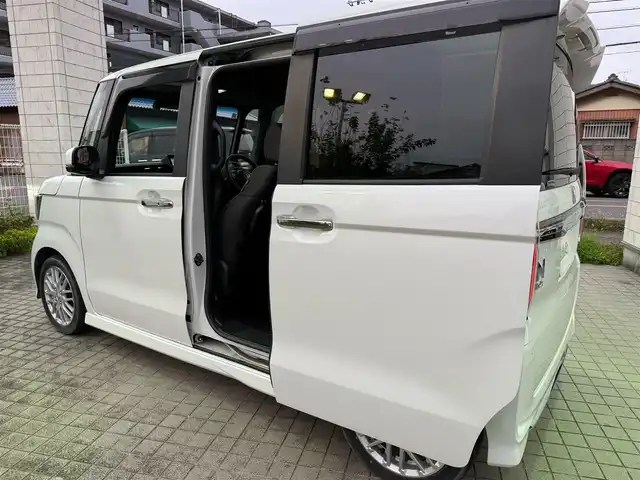 ホンダ Ｎ ＢＯＸ カスタム L ターボ 埼玉県 2021(令3)年 1.3万km プラチナホワイトパール ワンオーナー/純正8インチメモリナビ(VXU-217NBi)/フルセグテレビ/クルーズコントロール（追従機能付き)/バックカメラ/両側パワースライドドア/ETC/LEDヘッドライト/スマートキー×2