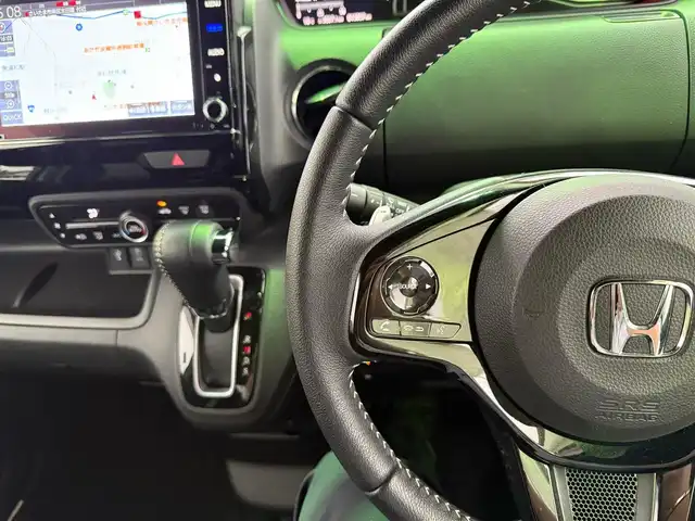 ホンダ Ｎ ＢＯＸ カスタム L ターボ 埼玉県 2021(令3)年 1.3万km プラチナホワイトパール ワンオーナー/純正8インチメモリナビ(VXU-217NBi)/フルセグテレビ/クルーズコントロール（追従機能付き)/バックカメラ/両側パワースライドドア/ETC/LEDヘッドライト/スマートキー×2