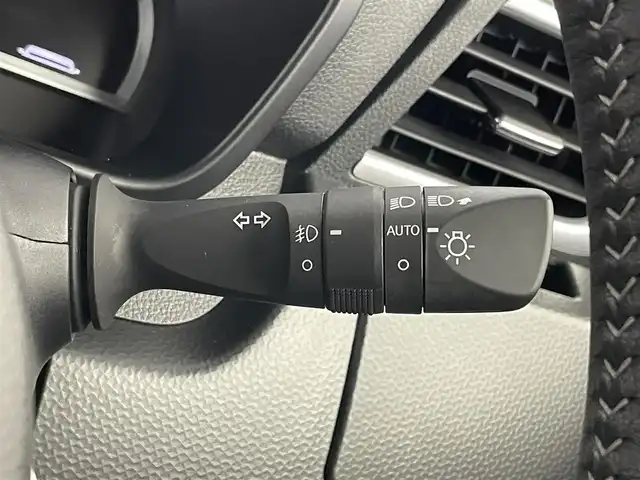 ダイハツ トール カスタムG 埼玉県 2023(令5)年 1.7万km プラムブラウンクリスタルマイカ スマートアシスト　純正９インチディスプレイオーディオ　パノラマモニター　ＥＴＣ　ドライブレコーダ　レーダークルーズコントロール　　純正アルミホイール　オートライト　ＬＥＤヘッドライト　地デジフルセグ