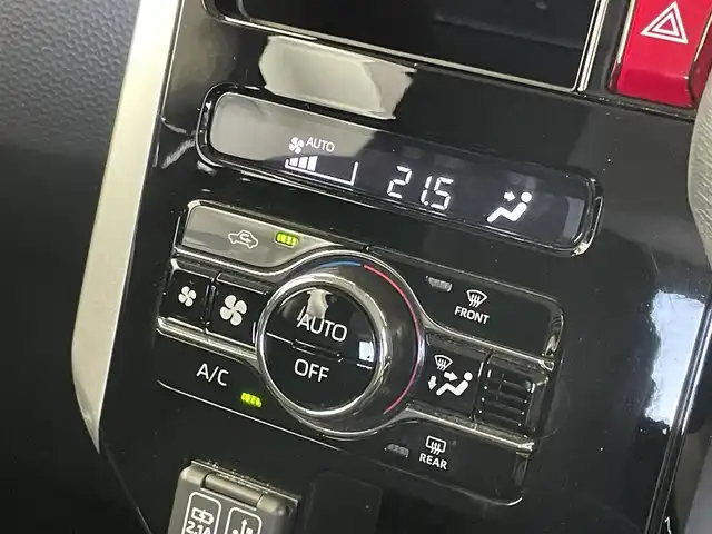 ダイハツ トール カスタムG 埼玉県 2023(令5)年 1.7万km プラムブラウンクリスタルマイカ スマートアシスト　純正９インチディスプレイオーディオ　パノラマモニター　ＥＴＣ　ドライブレコーダ　レーダークルーズコントロール　　純正アルミホイール　オートライト　ＬＥＤヘッドライト　地デジフルセグ
