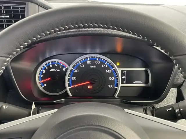 ダイハツ トール カスタムG 埼玉県 2023(令5)年 1.7万km プラムブラウンクリスタルマイカ スマートアシスト　純正９インチディスプレイオーディオ　パノラマモニター　ＥＴＣ　ドライブレコーダ　レーダークルーズコントロール　　純正アルミホイール　オートライト　ＬＥＤヘッドライト　地デジフルセグ