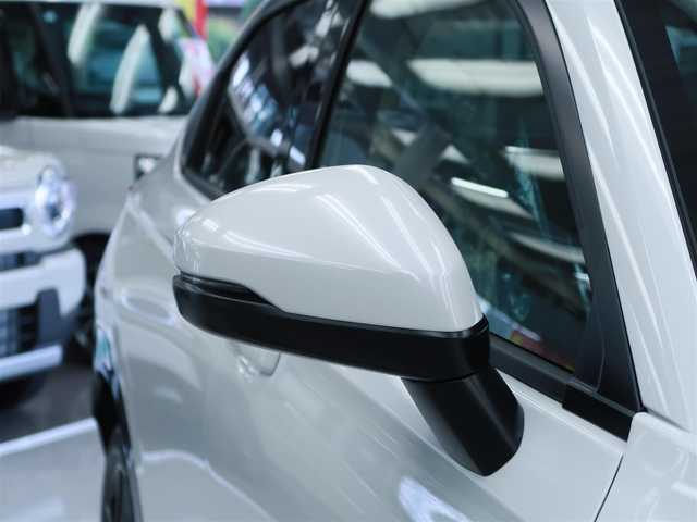 ホンダ ヴェゼル ハイブリッド e:HEV Z 千葉県 2025(令7)年 0.1千km プラチナホワイトパール 登録済未使用車/ホンダコネクトディスプレイ/ナビゲーション/フルセグTV/Bluetooth/AM/FM/USB/マルチビューカメラ/ホンダセンシング/BSI/ブラインドスポットインフォメーション/ハンズフリーアクセスパワーテールゲート/シートヒーター/ステアリングヒーター/ビルトインETC2.0/ハーフレザー /プレミアムオーディオ/純正18インチAW/レーダークルーズコントロール/パドルシフト/ワイヤレス充電/LEDヘッドライト/LEDフォグランプ/USB充電/スマートキー×2本/取説/保証書禁煙車　　前オーナー様の申告により表示しております。当車両の禁煙を保証するものではありません。