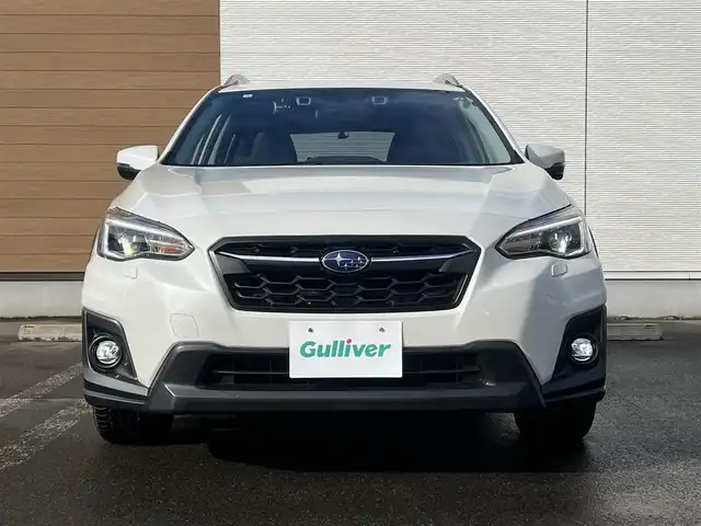 スバル ＸＶ ハイブリッド 2．0e－L アイサイト 秋田県 2020(令2)年 6.9万km クリスタルホワイトP ４WD/衝突軽減システム/LEDヘッドライト/純正SDナビ（DVD/CD/BT/AM/FM/USB）/フルセグ（走行中視聴可能）/バックカメラ/スバル純正１７インチアルミ（夏タイヤ装着）/スマートキー/アイドリングストップ/プッシュスタート/レーンキープアシスト/クルーズコントロール追従走行あり/MTモード付AT/ブラインドスポットモニター/ステアリングスイッチ/パドルシフト/前席パワーシート/運転席メモリー付パワーシート/ドライブレコーダー/ETC/ルーフレール/電動パーキングブレーキ/オートブレーキホールド機能/オートライト/オートエアコン/パワーステアリング/パワーウィンドウ/ヘッドライトレベライザー/横滑り防止/盗難防止装置/寒冷地仕様/電動格納ウィンカーミラー/保証書/取扱説明書/記録簿/スペアキー×１