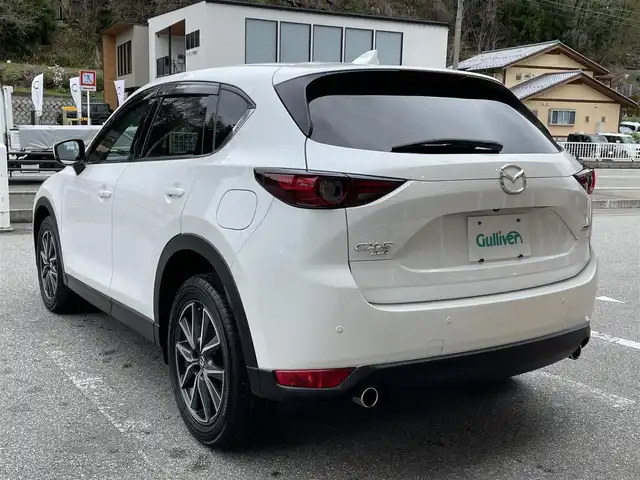 マツダ ＣＸ－５ XD Lパッケージ 岐阜県 2017(平29)年 5.5万km スノーフレイクホワイトパールマイカ 純正ナビ　/(フルセグ/CD/DVD/SD/AUX/USB/Bluetooth)　/Bカメラ　/BOSEサウンド　/レーダークルーズコントロール　/HUD　/レーンキープアシスト　/TCS　/パワーバックドア　/LEDオートライト/フォグランプ/電動格納ウィンカーミラー　/ETC　/BSM　/前方ドライブレコーダー/ステアリングヒーター　/全席シートヒーター/レザーシート/スマートキー/アイドリングストップ/記録簿/取扱説明書/保証書