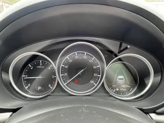 マツダ ＣＸ－５ XD Lパッケージ 岐阜県 2017(平29)年 5.5万km スノーフレイクホワイトパールマイカ 純正ナビ　/(フルセグ/CD/DVD/SD/AUX/USB/Bluetooth)　/Bカメラ　/BOSEサウンド　/レーダークルーズコントロール　/HUD　/レーンキープアシスト　/TCS　/パワーバックドア　/LEDオートライト/フォグランプ/電動格納ウィンカーミラー　/ETC　/BSM　/前方ドライブレコーダー/ステアリングヒーター　/全席シートヒーター/レザーシート/スマートキー/アイドリングストップ/記録簿/取扱説明書/保証書