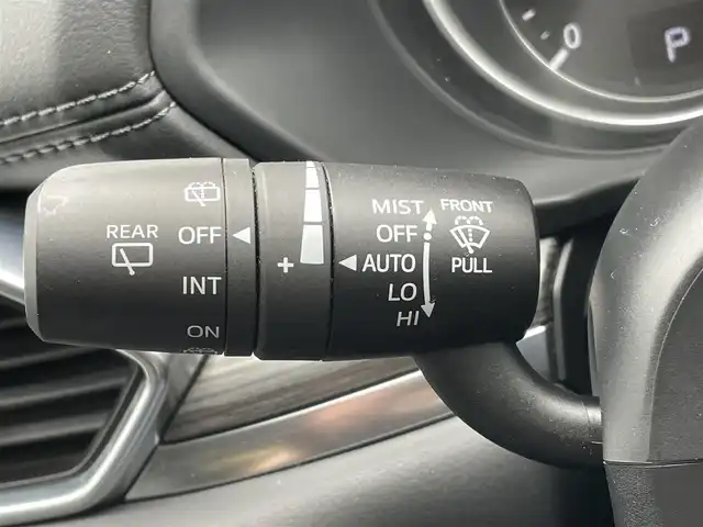 マツダ ＣＸ－５ XD Lパッケージ 岐阜県 2017(平29)年 5.5万km スノーフレイクホワイトパールマイカ 純正ナビ　/(フルセグ/CD/DVD/SD/AUX/USB/Bluetooth)　/Bカメラ　/BOSEサウンド　/レーダークルーズコントロール　/HUD　/レーンキープアシスト　/TCS　/パワーバックドア　/LEDオートライト/フォグランプ/電動格納ウィンカーミラー　/ETC　/BSM　/前方ドライブレコーダー/ステアリングヒーター　/全席シートヒーター/レザーシート/スマートキー/アイドリングストップ/記録簿/取扱説明書/保証書