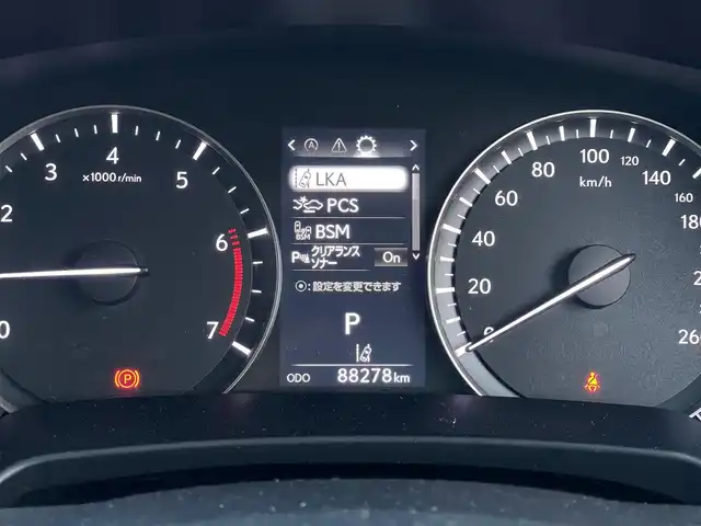 レクサス ＲＸ 200t バージョンL 山梨県 2016(平28)年 8.9万km ソニッククォーツ ワンオーナー/4WD/純正ナビ/（CD/DVD/SD/BT/AUX/フルセグTV）/全周囲カメラ/ACC/PCS/LKA/BSM/RCTA/HUD/黒革シート/前席パワーシート/全席シートヒーター/前席シートベンチレーション/オートハイビーム/LEDヘッドライト/AUTOライト/前後コーナーセンサー/ステアリングヒーター/電動リアゲート/ETC2.0/純正アルミホイール付サマータイヤ4本車載/新車時保証書/スペアキー2本