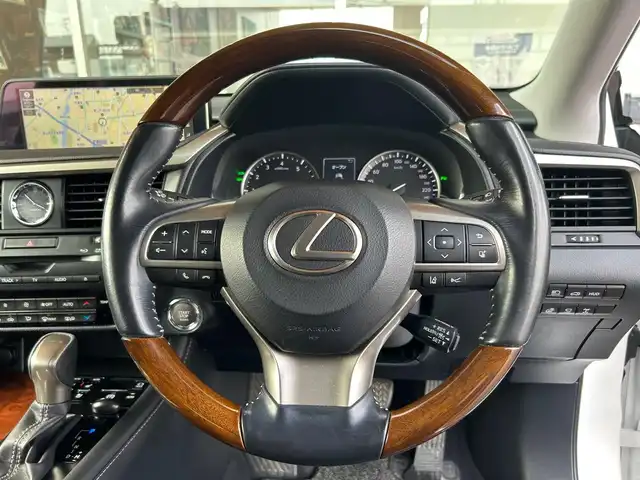 レクサス ＲＸ 200t バージョンL 富山県 2016(平28)年 8.9万km ソニッククォーツ ワンオーナー/4WD/純正ナビ（CD/DVD/SD/BT/AUX/フルセグTV）/全周囲カメラ/ACC/PCS/LKA/BSM/RCTA/HUD/黒革シート/前席パワーシート/全席シートヒーター/前席シートベンチレーション/オートハイビーム/LEDヘッドライト/AUTOライト/前後コーナーセンサー/ステアリングヒーター/電動リアゲート/ETC2.0/スペアキー2本