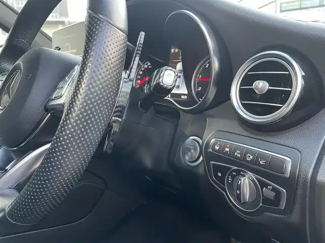メルセデス・ベンツ ＧＬＣ２２０ d 4マチック クーペ スポーツ 道央・札幌 2018(平30)年 8.5万km オブシディアンブラック 純正HDDナビ・DVD再生可・CD・地デジ・BT/360°カメラ/ACC/HUD/パドルシフト/全席シートヒーター/前席メモリー付パワーシート/パワーバックドア/リアプライバシーガラス/ハーフレザーシート/保証書・取説/スぺアキー
