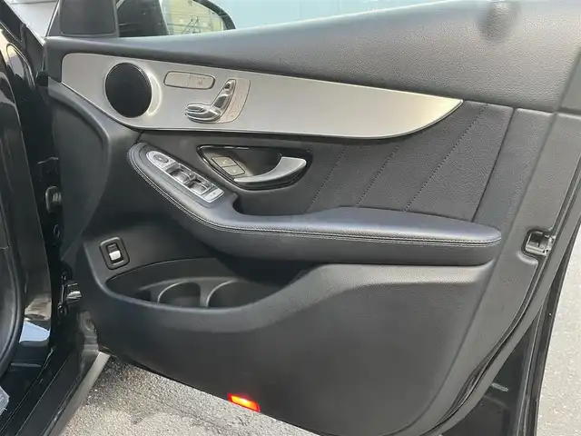 メルセデス・ベンツ ＧＬＣ２２０ d 4マチック クーペ スポーツ 道央・札幌 2018(平30)年 8.5万km オブシディアンブラック 純正HDDナビ・DVD再生可・CD・地デジ・BT/360°カメラ/ACC/HUD/パドルシフト/全席シートヒーター/前席メモリー付パワーシート/パワーバックドア/リアプライバシーガラス/ハーフレザーシート/保証書・取説/スぺアキー